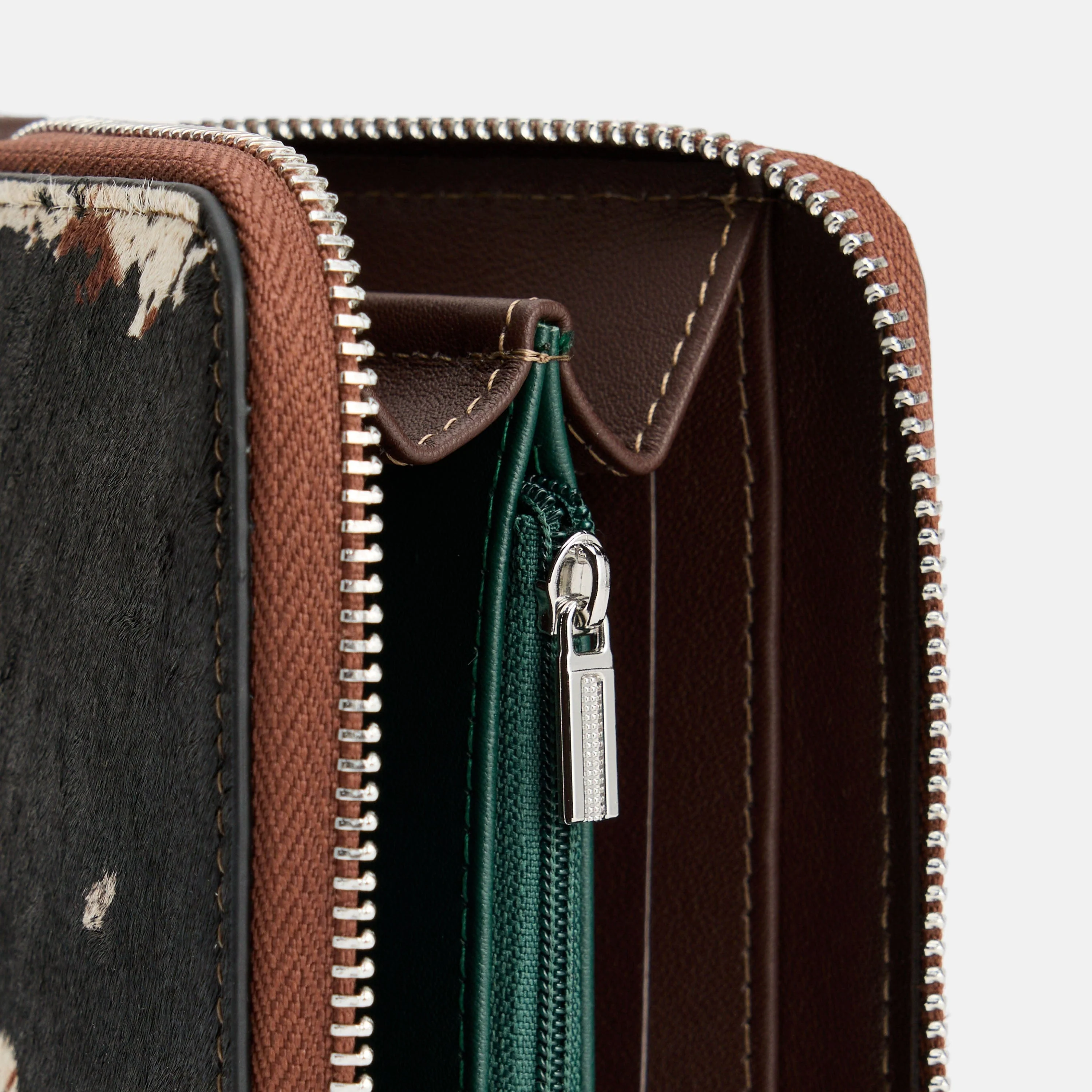 Marc Nolan Leather Zipper Wallet - Dark Horse - Image 4